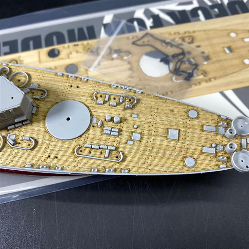Model Kit U Boat - 1/700 Scale Wooden Deck & Anchor