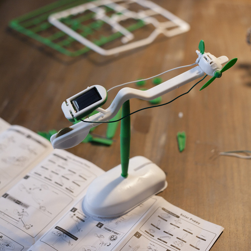 6-In-1 Solar-Power Robot Kit A - Model Kit U Boat review and price